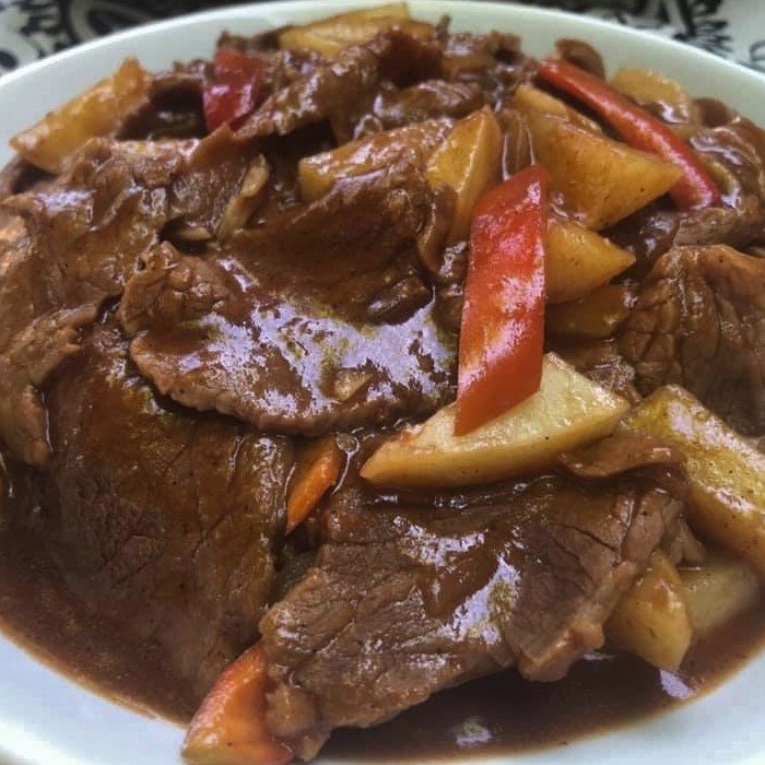 Carne Assada de Panela com Batatas