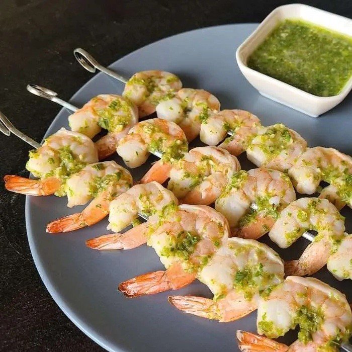 Espeto de Camarão Grelhado com Legumes