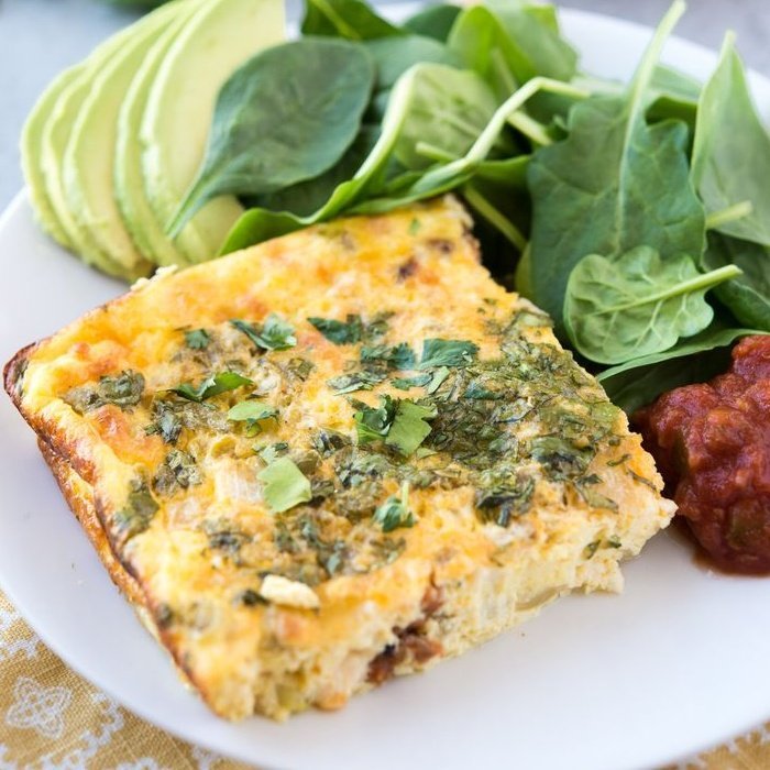 Fritata Assada de Ovos com Espinafre e Tomate-Cereja