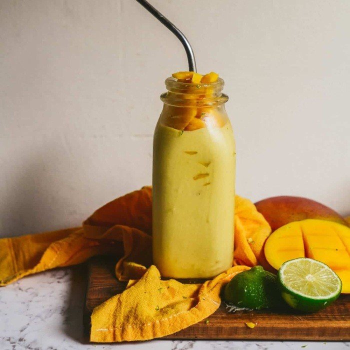 Smoothie Cremoso de Manga com Iogurte e Limão