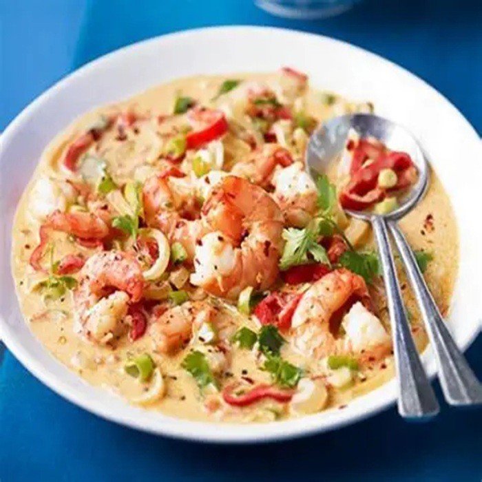 Bobó de Camarão Cremoso com Mandioca e Leite de Coco